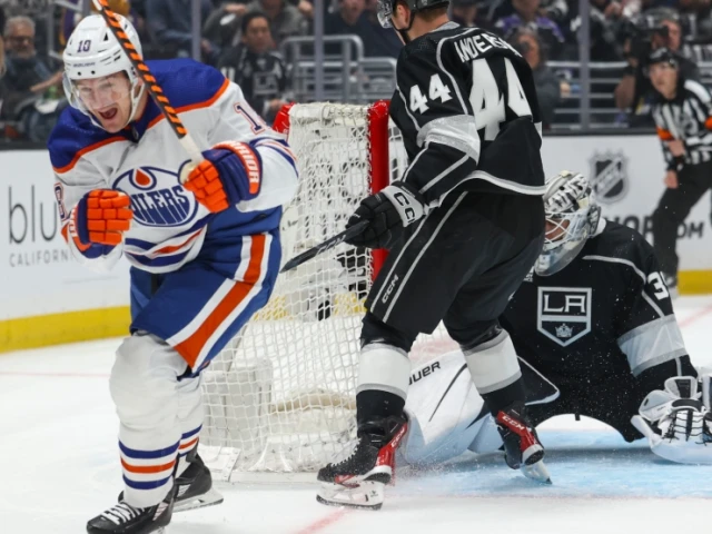 Oilers blow out Kings in Game 3 to take series lead