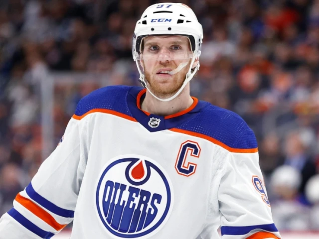 McDavid snubbed by players for Ted Lindsay Award