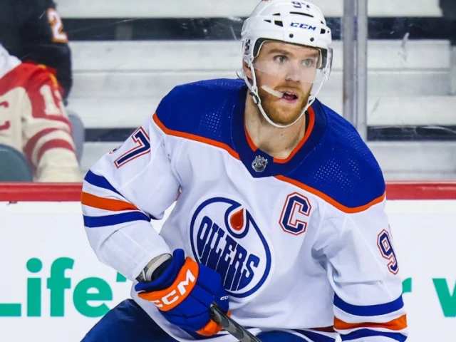 Google searches for Connor McDavid are spiking and this is what people are looking for