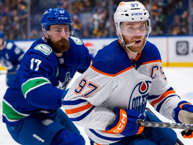 Oilers blow lead as Canucks take Game 1 in dramatic fashion