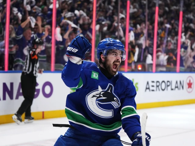 Canucks stun Oilers with third-period comeback in Game 1