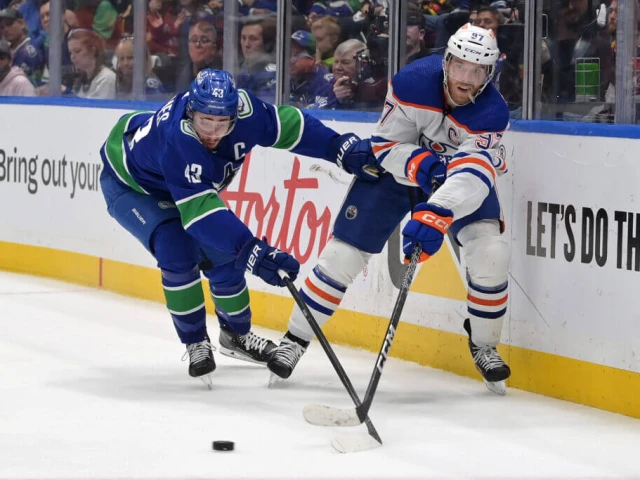 NHL Playoffs picks, odds for Friday’s games: Panthers at Bruins Game 3, Oilers at Canucks Game 2