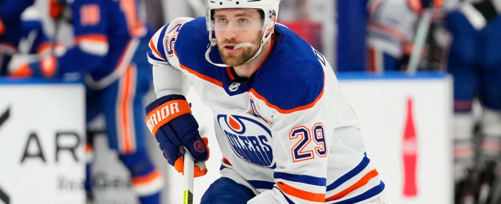 Oilers’ Leon Draisaitl a game-time decision for Game 2 vs. Canucks