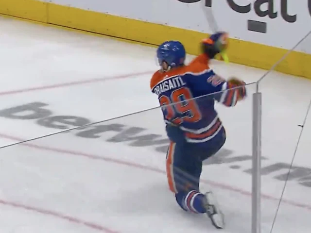 Oilers’ Draisaitl buries it from a sharp angle on the power play