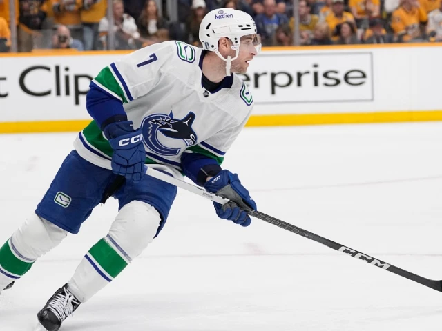 Canucks’ Carson Soucy to have hearing for cross-check to Oilers’ Connor McDavid