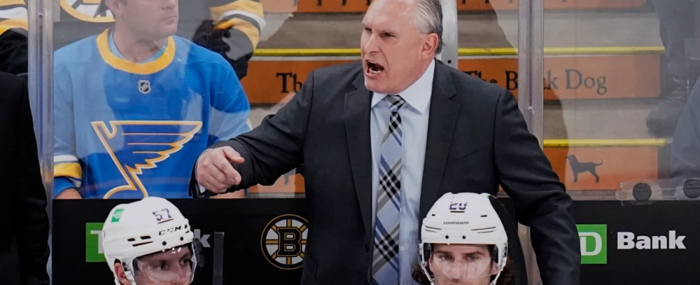 NHL Coaching Roundup: Maple Leafs interview Berube, Keefe has interest