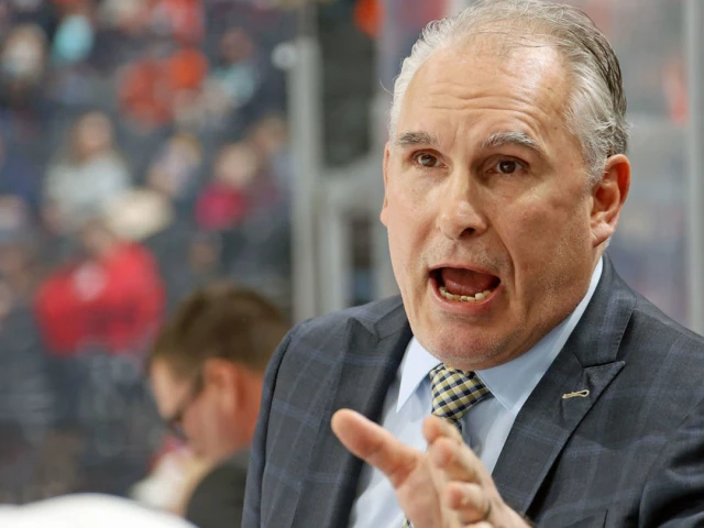 Report: Leafs met with Berube, McLellan for coaching gig