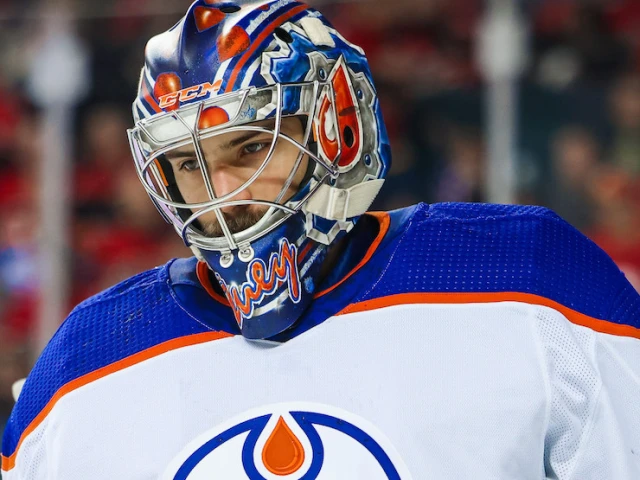 Skinner or Pickard? Oilers have a playoff goaltending decision to make