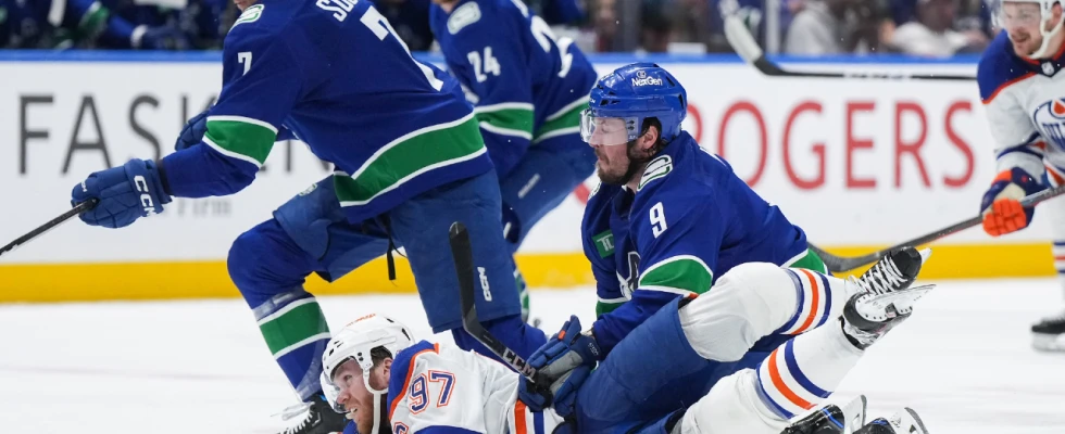 Ice Tilt: When the Canucks are OK with Oilers controlling play