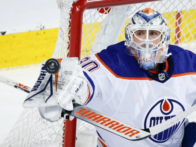 Oilers head coach Knoblauch mum on starting goaltender for Game 5