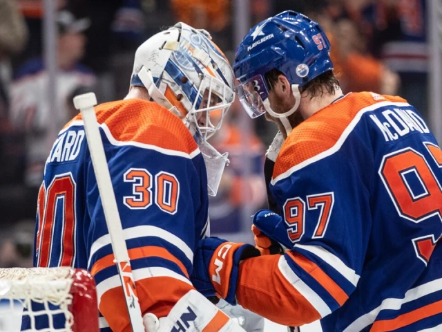 Should the Oilers keep rolling with Pickard in net?