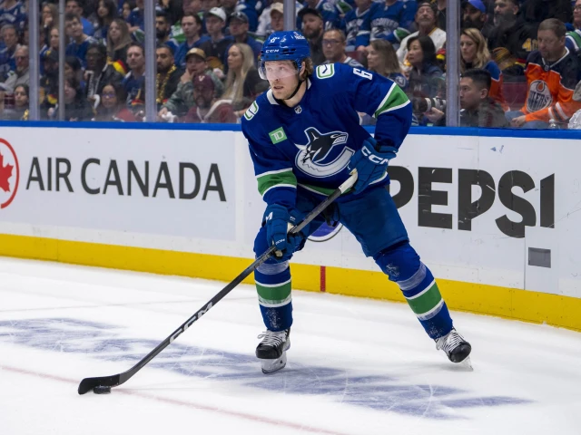 Report: Brock Boeser unavailable for Canucks in Game 7 due to blood clotting