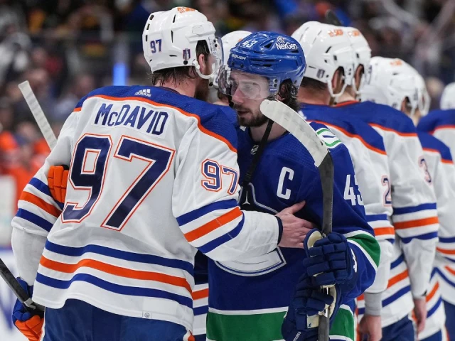 ‘Heck of a series’: Oilers and Canucks fans take to social media after electric Game 7