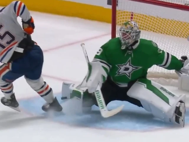 Stars’ Oettinger makes ridiculous pad save to keep Game 1 tied late