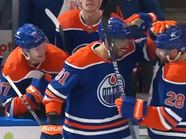 Oilers Not Going to Blow Up Roster Ahead of Game 3