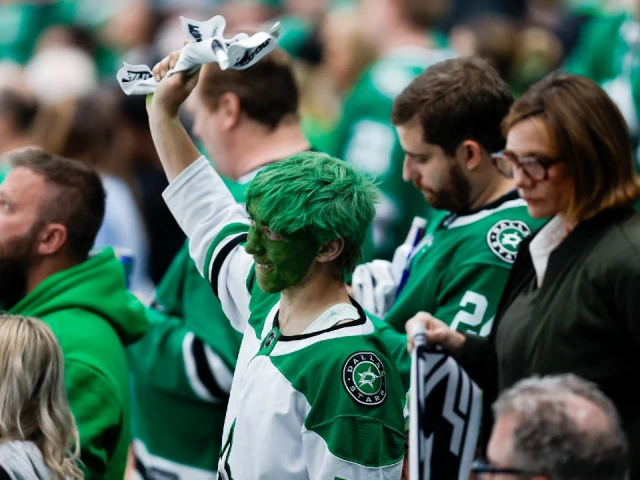 NHL Playoffs: Stars DJ apologizes for playing ‘La Bamba’ after win