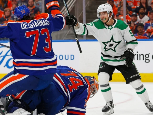 Oilers blow two-goal lead in Game 3 loss to Stars