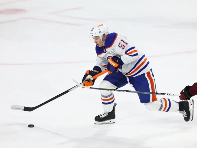 Oilers’ Troy Stecher to have season-ending ankle surgery