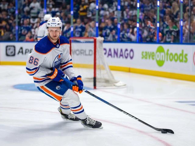 Philip Broberg in, Vincent Descharnais out among the changes to the Oilers lineup for Game 4