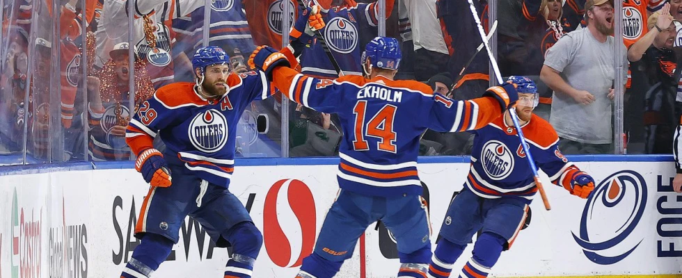 Stanley Cup Playoffs Day 40: Oilers score five straight to rally from down 2-0 and tie West Final