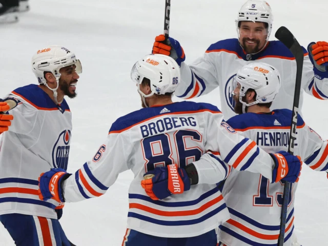 Oilers tame Stars to move within win of final