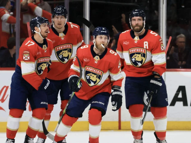 Panthers oust Rangers, return to Stanley Cup Final