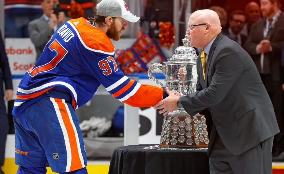 Connor McDavid is all business as he chases first Stanley Cup