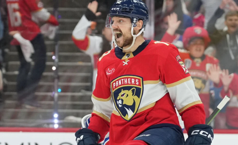 Report: Panthers, Reinhart have 'strong mutual desire' on extension