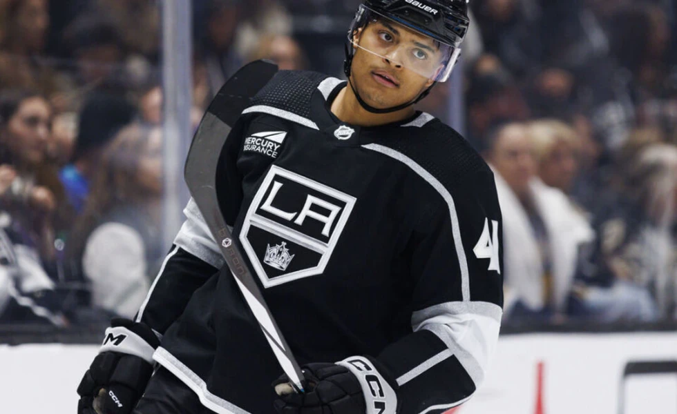 Kings sign Akil Thomas to 2-year extension