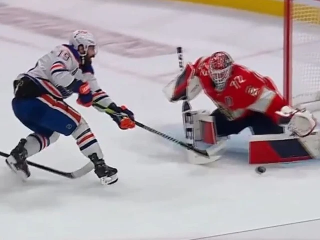 Bobrovsky shuts down Oilers with clutch breakaway saves