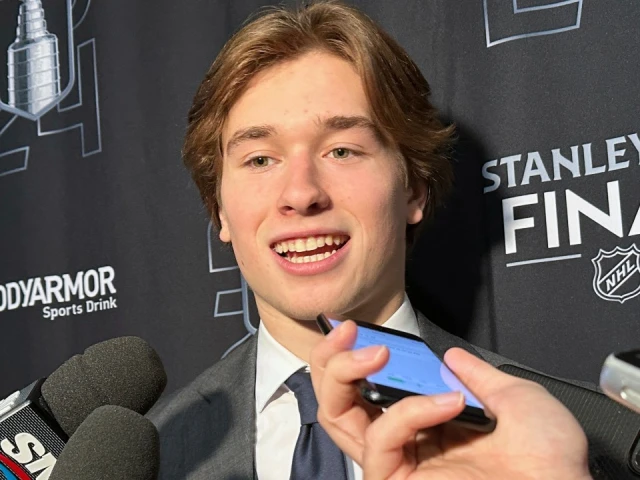 Celebrini chats with McDavid at Stanley Cup Final