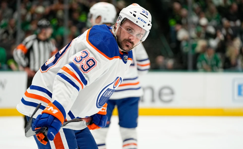 Oilers’ Carrick in lineup for Game 2 of Stanley Cup Final, Perry sits