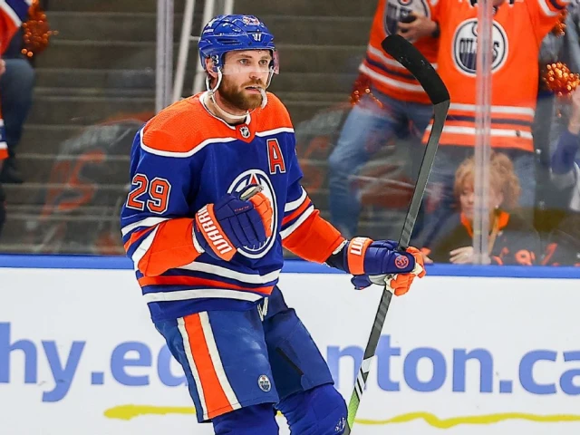 Draisaitl denies intent to injure Barkov with hit