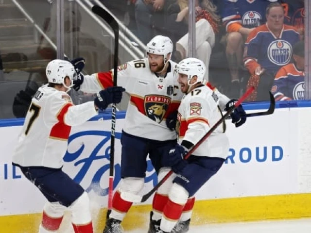 Panthers defeat Oilers to move 1 win away from 1st Stanley Cup title