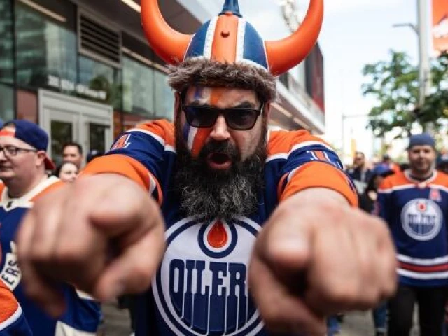 Oilers fans gear up for do-or-die Game 4 against Panthers