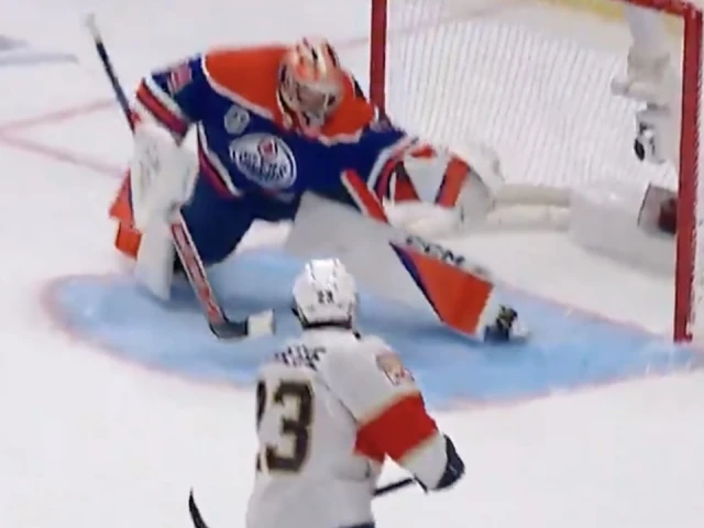 Oilers’ Skinner stretches out and makes great glove stop