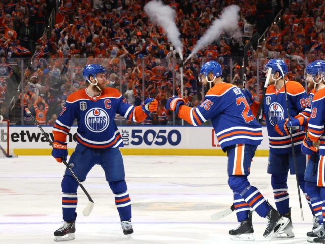 Oilers wallop Panthers to prevent Cup Final sweep