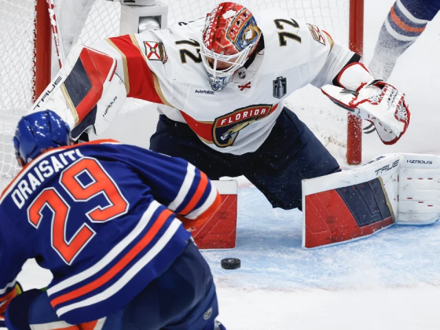 ‘He’d had enough’: Oilers humanize Sergei Bobrovsky in Game 4 rout