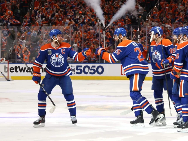 Connor McDavid won't let Oilers go down quietly in the Stanley Cup Final