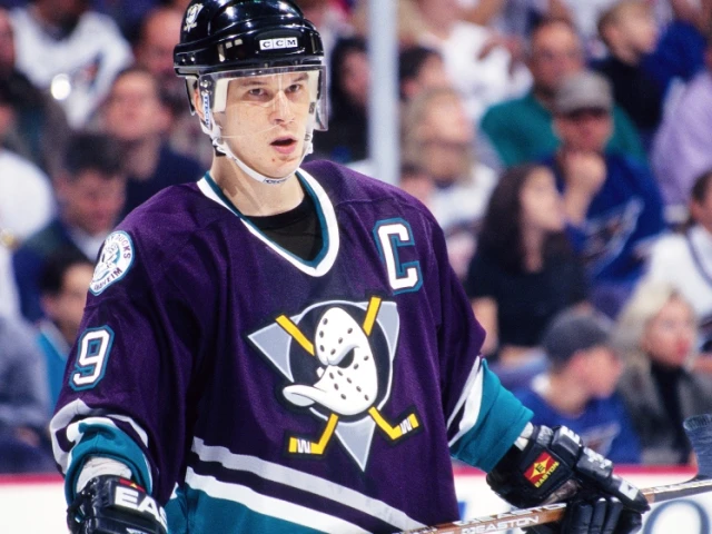 Anaheim's iconic Mighty Ducks logo is making a comeback