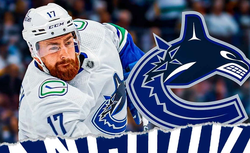 Canucks sign Filip Hronek to massive $58 million deal