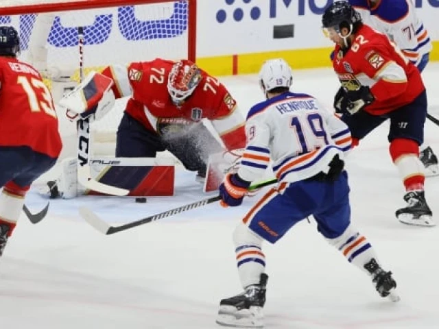 Edmonton Oilers ahead 4-3 over Florida Panthers early in 3rd period of Game 5