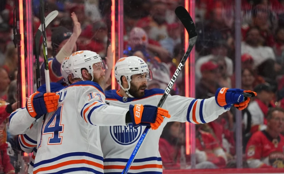 Oilers’ Evan Bouchard breaks record for assists by a defenseman in single postseason