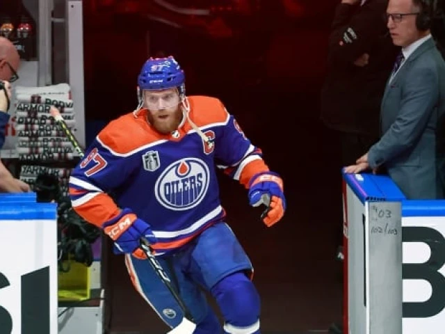 Oilers fans gear up for all-important Game 6 matchup against Panthers