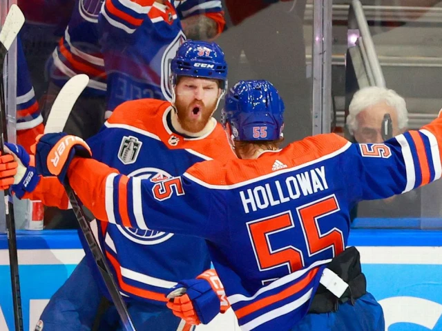 Oilers roll again, force Game 7 with dominant win