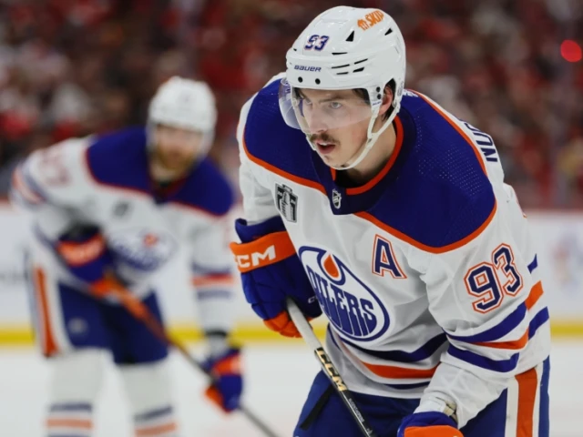 Oilers reveal lines at practice ahead of Game 7 against Panthers