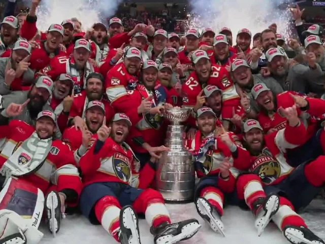 Panthers pose for team photo after Stanley Cup victory