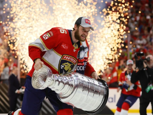 ‘F— yeah!’: Panthers on-ice Stanley Cup celebration one to remember