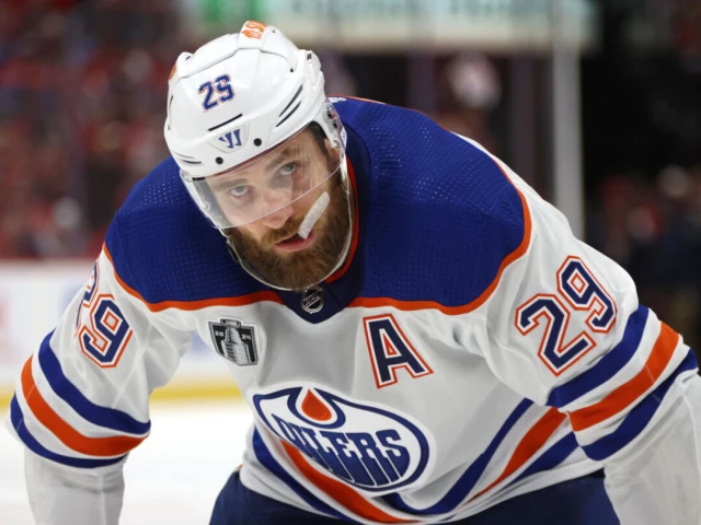 Draisaitl discusses contract: 'I love being an Oiler more than anything'