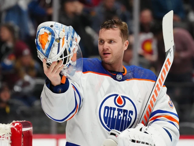 Edmonton Oilers sign Calvin Pickard to two-year extension